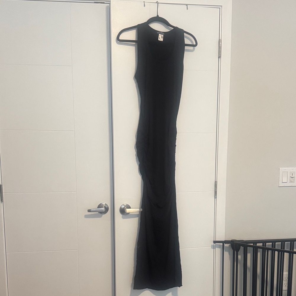 VENUS Black Halter Bodycon Maxi Dress